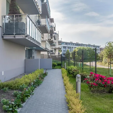 Z Garazem! -rybacka Przy Sciezce Rowerowej Lägenhet